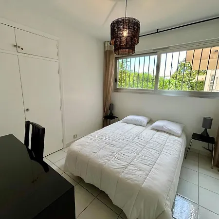 3p Avec Jardin, Parking, Proche Apartman *